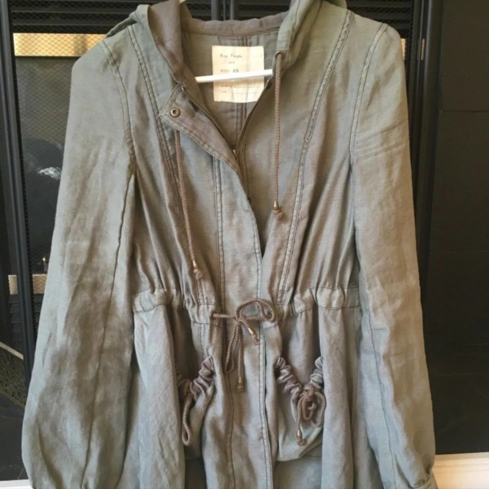 FREE PEOPLE MILITARY JACKET SIZE XS Olive